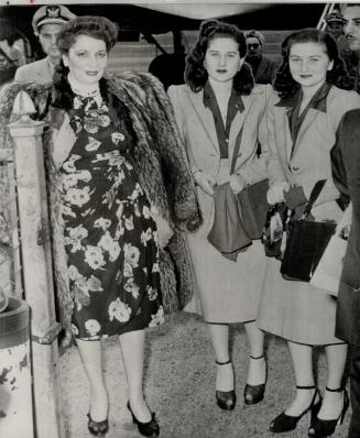 Canadian Rockies are holiday goal of Queen Nazli, left, Princess Faiki, 21, centre, and Princess Fathai, 17