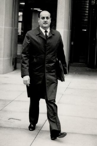 Bribery trial: Mertro police Staff Inspector Julian Fantino went undercover for an investigation in Chinatown that resulted in charges against Wing Wong (right) and others