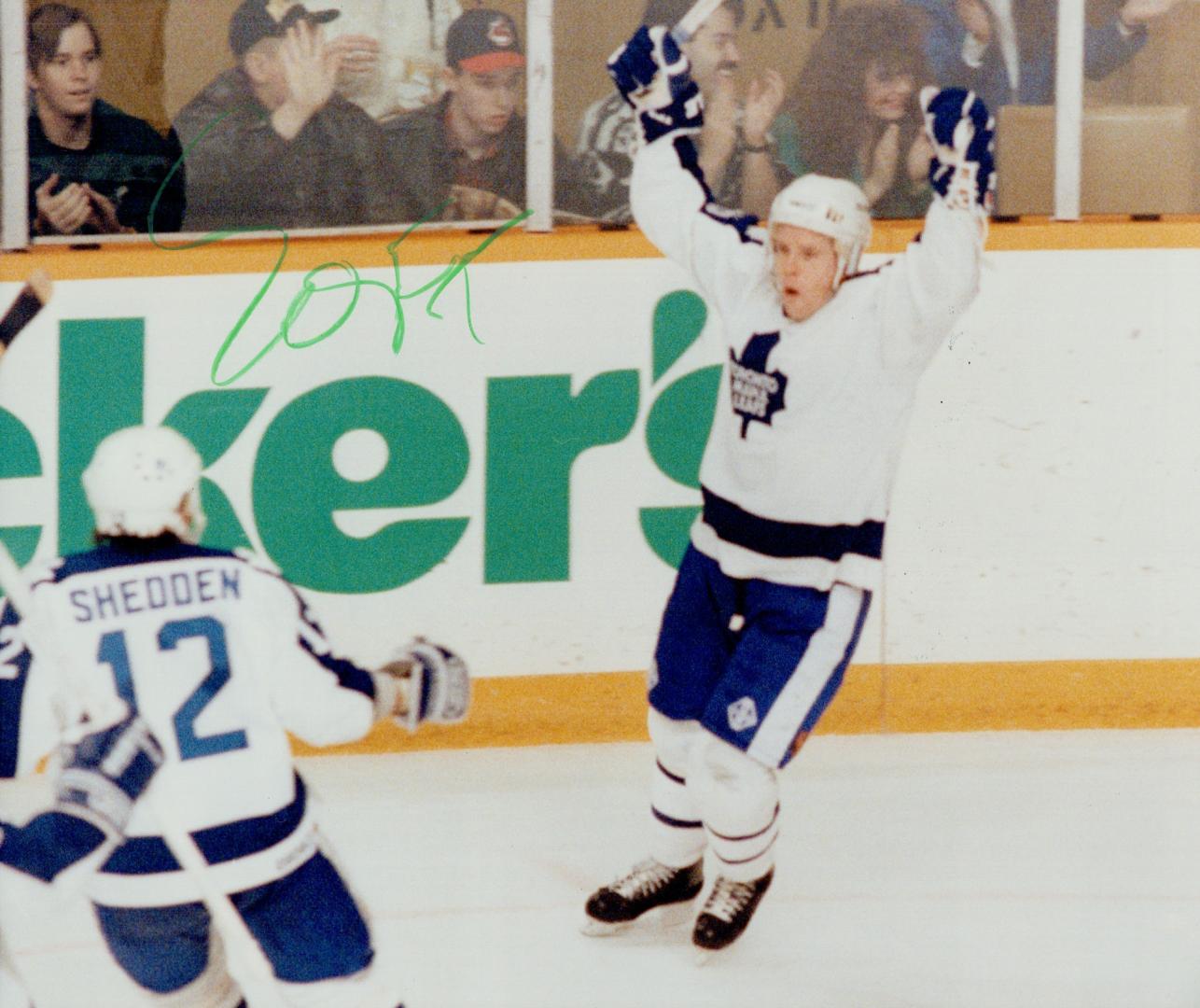 Paul Fentons 1st goal as leaf