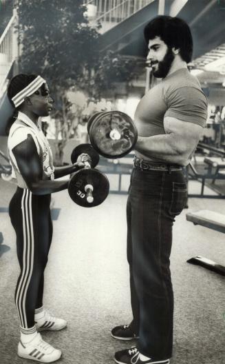 The Hulk helps open gym. Lou Ferrigno, better known as The Incredible Hulk, goes through light workout with Olympic silver medalist Angela Bailey yest(...)
