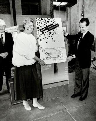 Fish, Susan - Group 1985