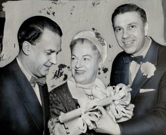 The Piccadilly Club, designed as a place for Old Country people and Canadians to get together on a social level and enjoy mutual interests, was opened(...)