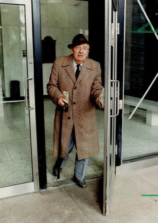 Imre Finta: Former Hungarian gendarme, accused of kidnapping and confining thousands of Jews, leaves court yesterday