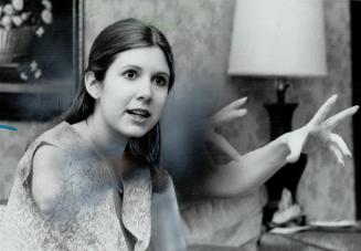 I Don't remember deciding to be an actress, says Carrie Fisher