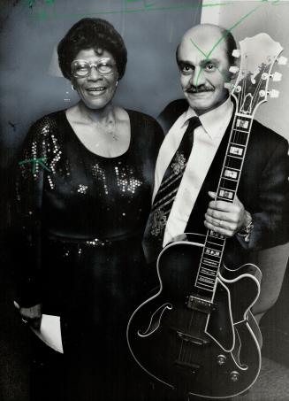 Comparing notes. A couple of jazz veterans moved into Royal York Hotel this week -- the queen of vocals, Ella Fitzgerald, at Imperial Room tonight, an(...)