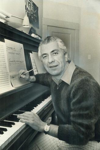 Toronto composer Harry Freedman