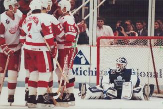 Woe is knee: Leaf goalie Grant Fuhr will have sprained knee examined today