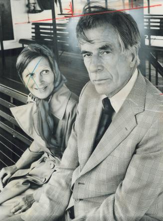 Ontario-Born economist John Kenneth Galbraith, with his wife, Catherine, is in Toronto today to receive an honarary degree from York University. Befor(...)