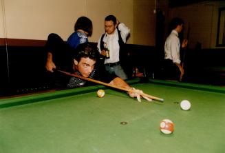 Actor Peter Gallagher