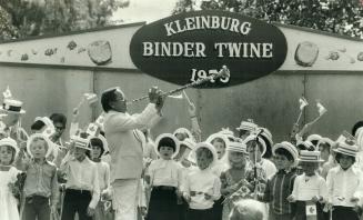 Bobby Gimby of Ca-na-da fame sounds the fanfare to launch Kleinburg's annual Binder Twine festival, first held in 1892