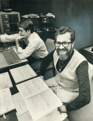 That Toothy smile of composer Srul Irving Glick is brought on by the fact that a concert at Beth Tikvah Synagogue will be entirely of his music. Glick also records music programs for the CBC