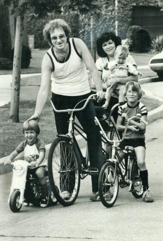 The family that bikes together