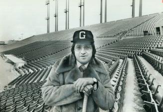 Metro Chairman Paul Godfrey, above at Exhibition Stadium, failed in bid to get baseball team for Toronto