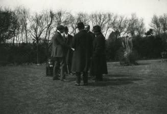 Arthur Conan Doyle with visitors to Windlesham