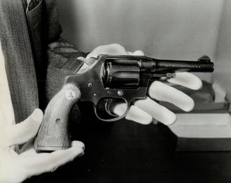 Constable David Goldsworthy's Gun, Slain policeman's service revolver found in toilet tank