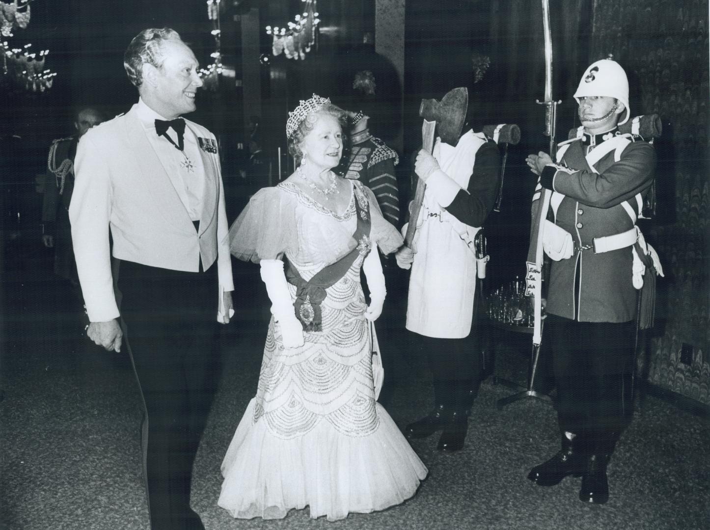 Royal Tours - Queen Mother Elizabeth (Canada 1974) Toronto