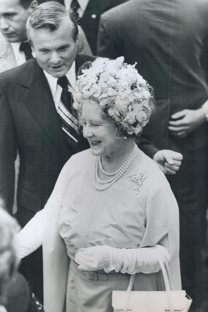 Royal Tours - Queen Mother Elizabeth (Canada 1974) Toronto