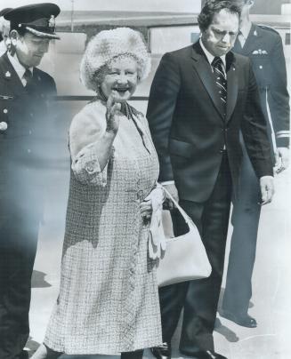 Queen Mother is met by Gov.- Gen. Ed Schreyer in Halifax