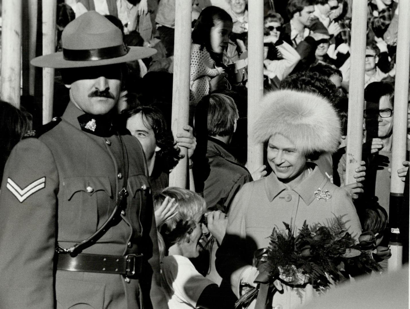 Royal Tours - Queen Elizabeth and Prince Philip (Canada 1977) Ottawa (Unused Photos)