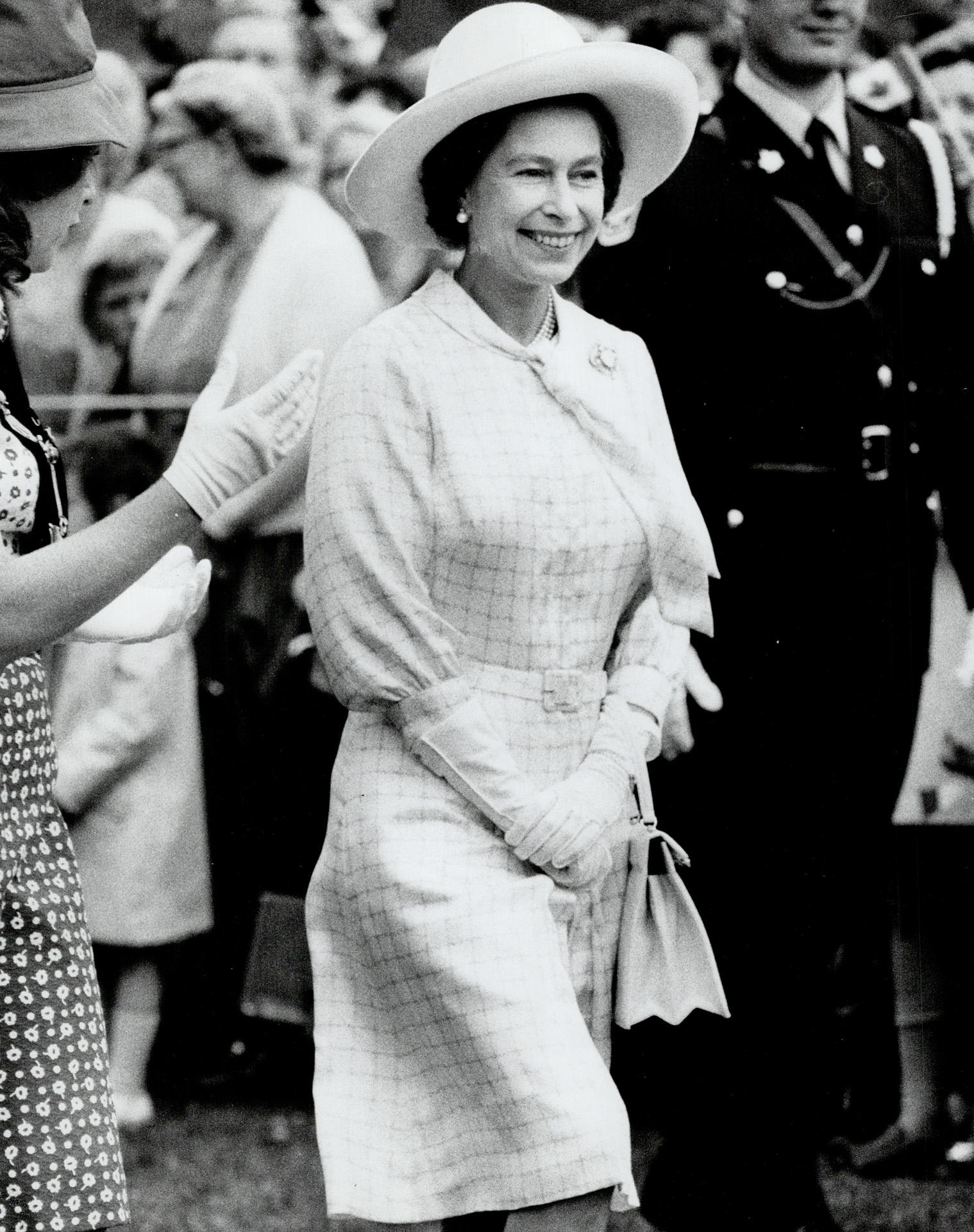 Royal Tours - Queen Elizabeth and Prince Philip (Canada 1973) Misc ...