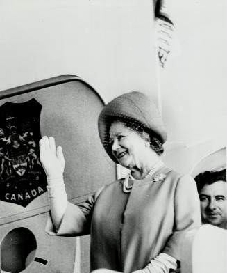 Royal Tours - Queen Mother Elizabeth (Canada 1974) Toronto (Arrival)