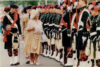 Her majesty the Queen Mother arrives in Montreal on Thursday afternoon