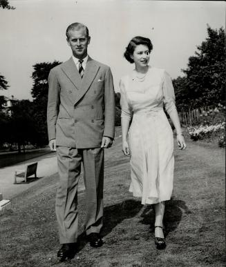 Royal Family - Elizabeth, Princess and Philip, Prince (1952)