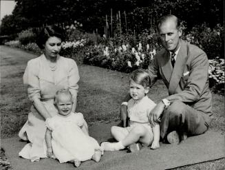 Royal Family - Elizabeth, Princess and Philip, Prince (1951) Norm James