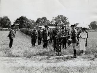 Edmonton regiment was lined up when their majesties came along