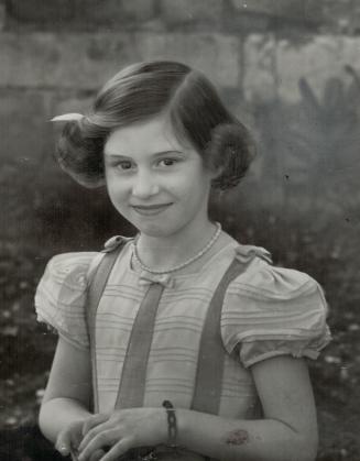 Royal Family - Margaret Rose, Princess (1932- 1940)