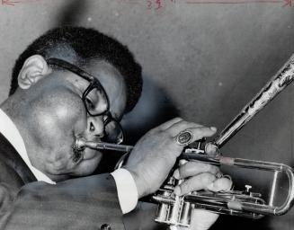 Dizzy Gillespie during one of his numbers last night at the Colonial