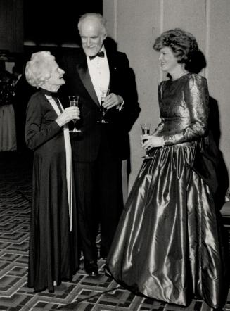 Right, Willoa Glassco with son William Glassco, Canadian Stage Company co-artistic director, and Judith Teller