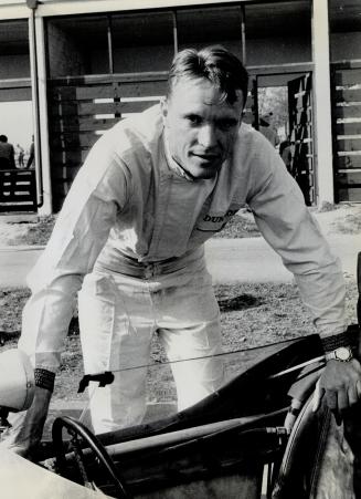 Gurney, Dan