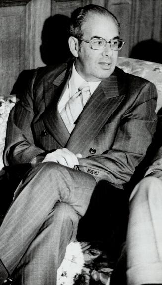 Handelmann, Sidney