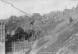 Bloor Street Viaduct under construction, east approach, Dec