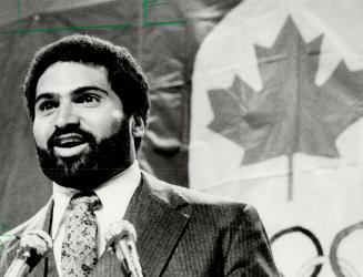 Franco Harris: Brown wants physical showdown with Pittsburgh Steeler player