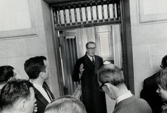 A haggard George Hees conceded Mrs. Munsinger ''might be right'' about lunches she said he gave her