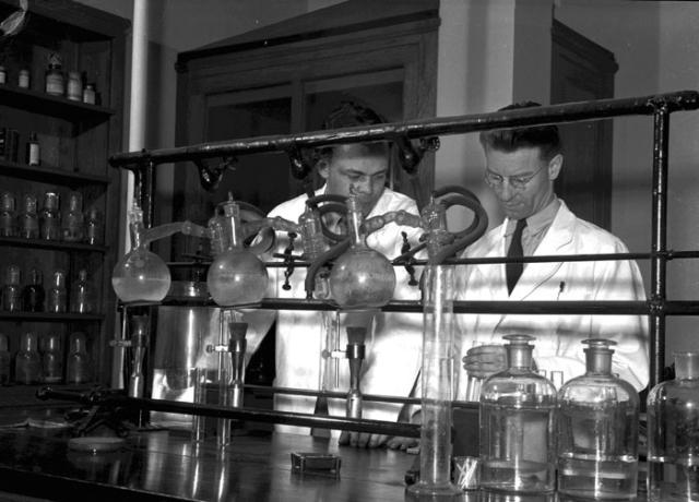 Laboratory, R. C. Harris Filtration Plant