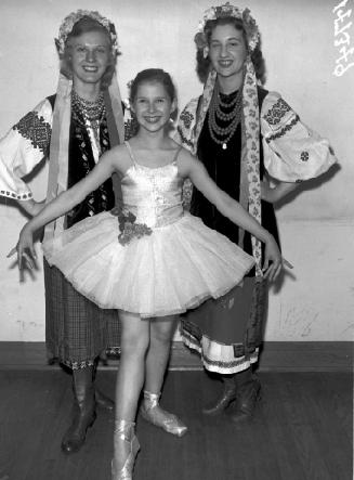 Dancers, Ukrainian festival