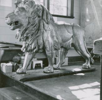 Statue of the Golden Lion at Sharon Temple