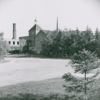 St. John's Convalescent Hospital, on the south side of Cummer Avenue between Yonge Street and Bayview Avenue