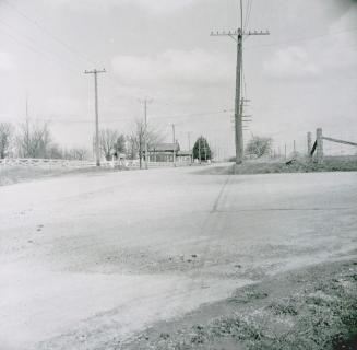 Intersection of Finch Avenue East and Leslie Street, looking north on Leslie Street from Finch