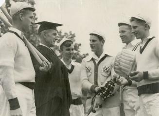 Cricket game between old boys and fathers and sons will be feature of the event
