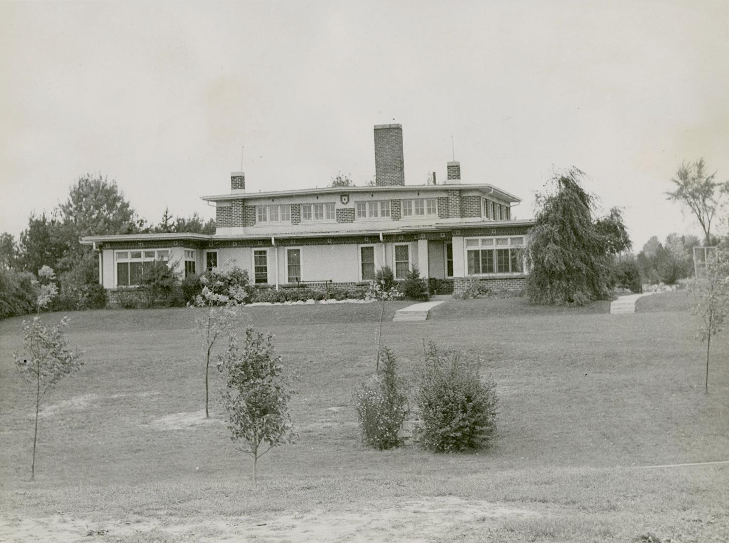 Jury Cottage