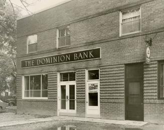 Dominion Bank, Lakeshore Highway #2