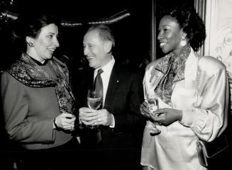 Former managing director of the Toronto Symphony Walter Homburger greets mezzo-soprano Janice Taylor: left: and soprano Faye Robinson
