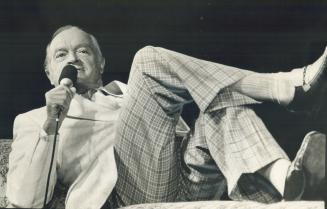 Vintage one-liners roll off lips of Bob Hope on Grandstand stage last night to delight crowd