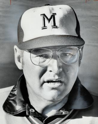 Howard: Former manager of San Diego Padres was named third base coach of the Mets