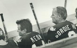 Howe, Gordie - Miscellaneous and Groups