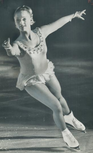 Cathy Lee Irwin won ladies singles figure skating: She scored international triumph is Moscow after overcoming serious 1971 injury